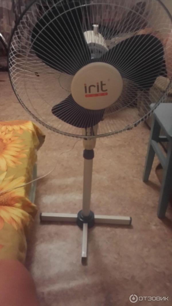 Креативная реклама кондиционеров. Вентилятор. Можно простудиться от вентилятора. Напольный вентилятор delfa hf-162. Напольный вентилятор в корпусе компьютера.