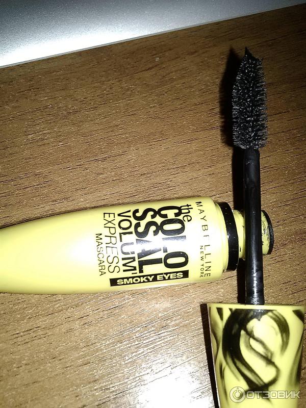 Тушь для ресниц Farres The Colossal Volum Express mascara 100% black фото