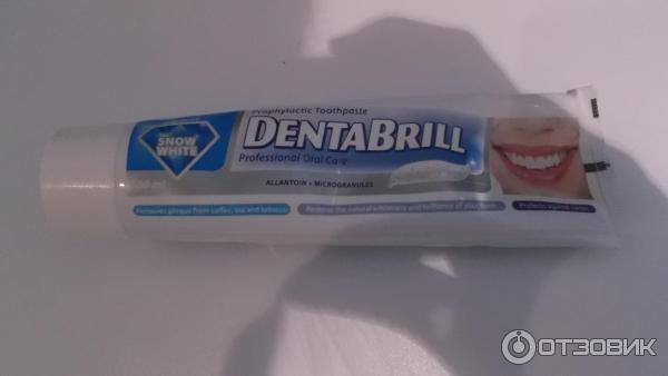 Профилактическая зубная паста DentaBrill отбеливающая фото