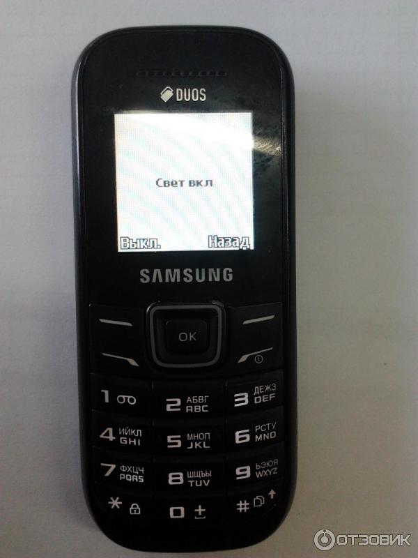 Сотовый телефон Samsung Keystone 2 GT-E1202 фото