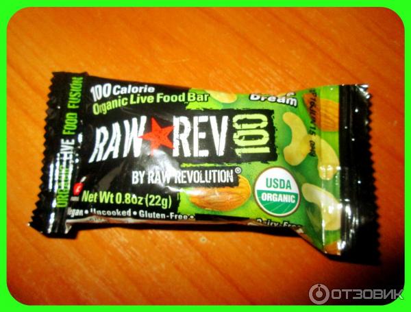 Органический шоколадный батончик Raw Revolution Raw Rev 100 Food Bar спирулином фото