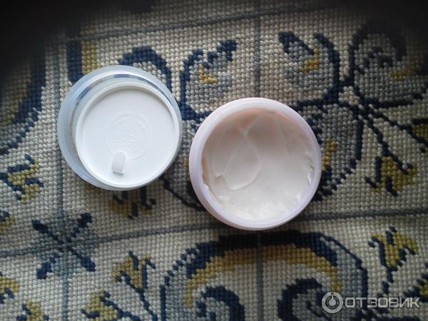 Дневной/ночной крем The Body Shop Vitamin E intense moisture cream фото