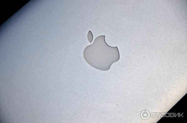 Ноутбук Apple MacBook Air 11 OS X Mavericks недопустимые дыры в работе системы