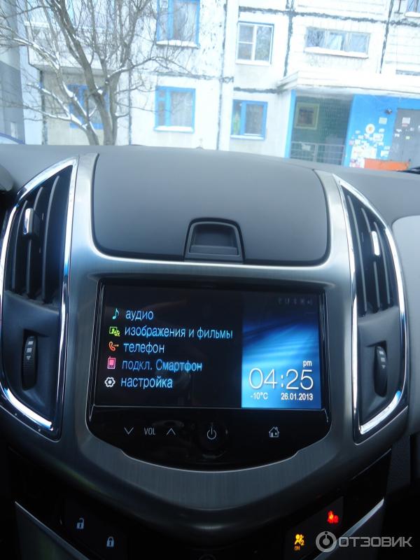 Автомобиль Chevrolet Cruze LT седан фото
