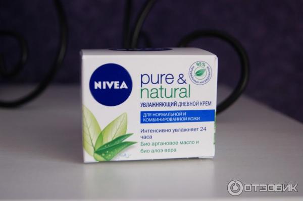 Увлажняющий дневной крем Nivea Visage Pure & Natural фото