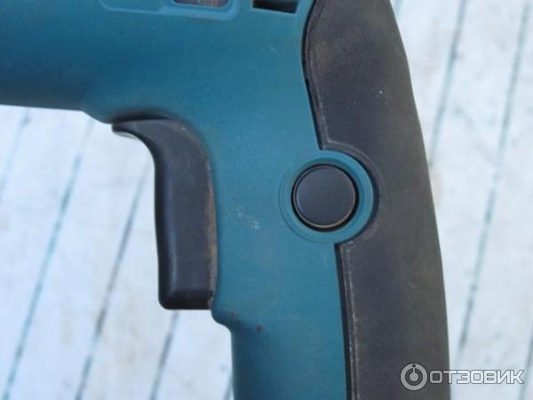 Электродрель Makita HP 1620 фото