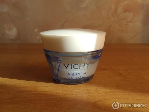 Легкий увлажняющий крем для лица Vichy Aqualia Thermal 48 часов