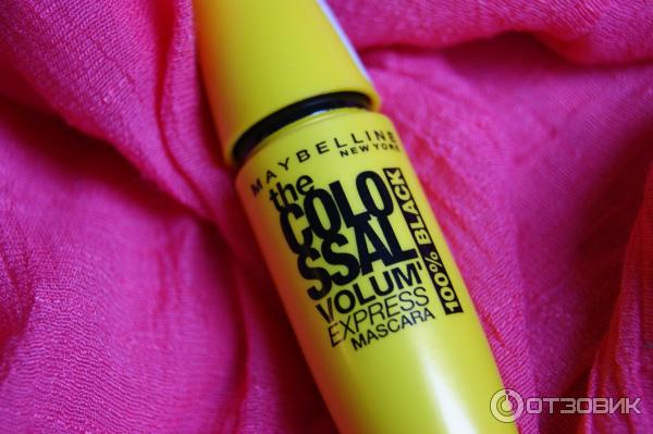 Тушь для ресниц Maybelline New York Colossal Volum Express фото