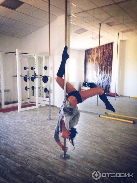Танец на пилоне Pole Dance фото