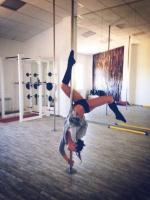 Танец на пилоне Pole Dance фото