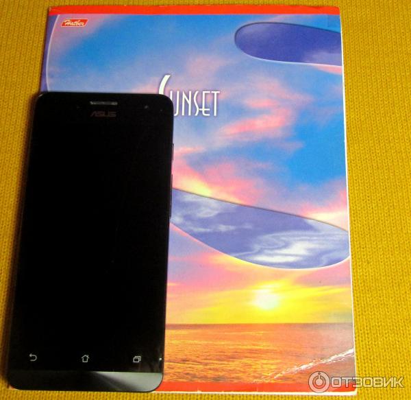 Смартфон Asus Zenfone 5 фото