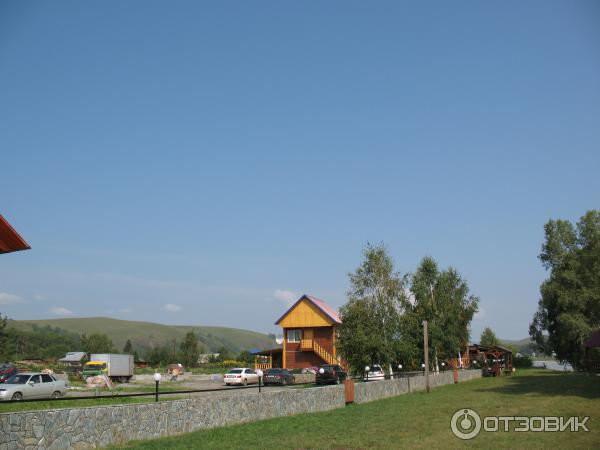 Золотой ключик горный алтай. Золотой ключик горный алтай. Красный ключ уфа база отдыха. Золотой ключик горный алтай. Золотые ключи в горно алтаи.