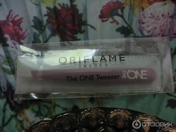 Пинцет для бровей Oriflame The One фото