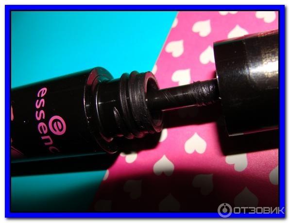 Тушь для ресниц Essence I Love Extreme Crazy Volume Mascara фото