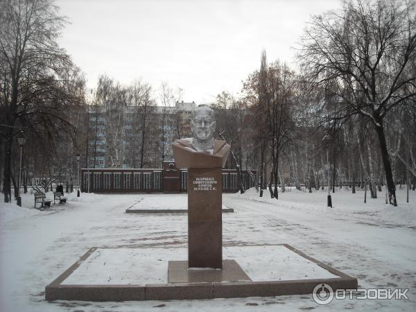 Парк жукова стерлитамак фото Отзыв о Сквер им. маршала Г. К. Жукова (Россия, Стерлитамак) Память...это важно