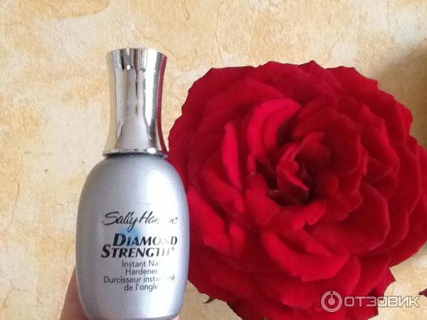 Укрепляющее средство Sally Hansen Instant Nail Hardener Diamond Strength фото