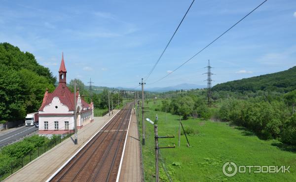 Замок графа Шенборна (Украина, Закарпатская обл.) фото