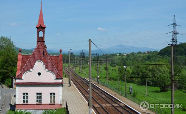 Замок графа Шенборна (Украина, Закарпатская обл.) фото