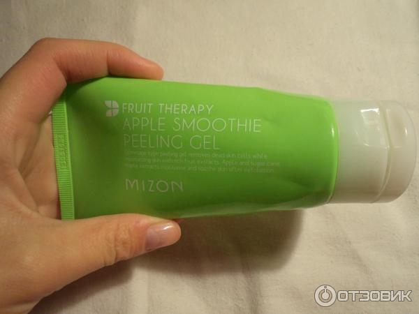 Пилинг-скатка Mizon Apple Smoothie Peeling Gel фото