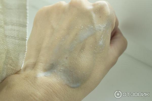Очищающая пенка Etude House Baking Powder Pore&BB Deep Cleansing Foam фото