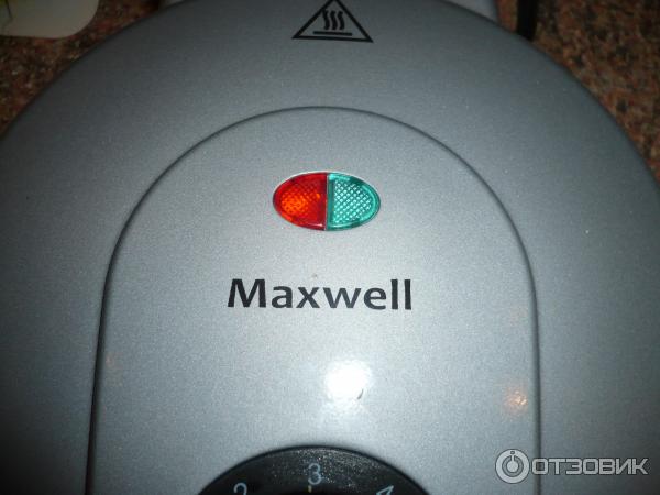 Вафельница Maxwell MW-1571 SR фото